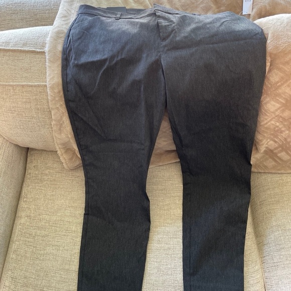 Pants - Picture 4 of 7